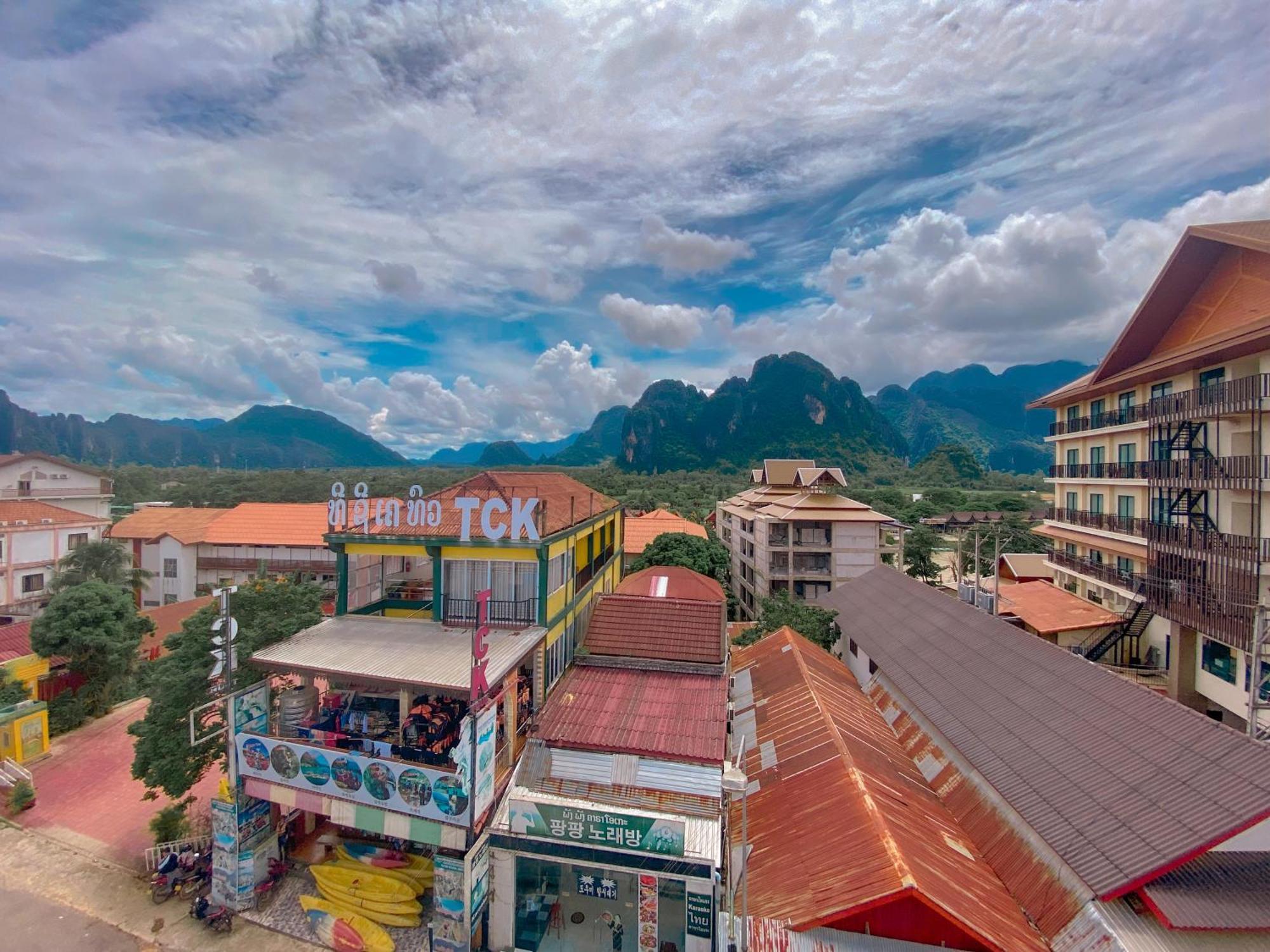 Golden Dragon House Vang Vieng Ngoại thất bức ảnh